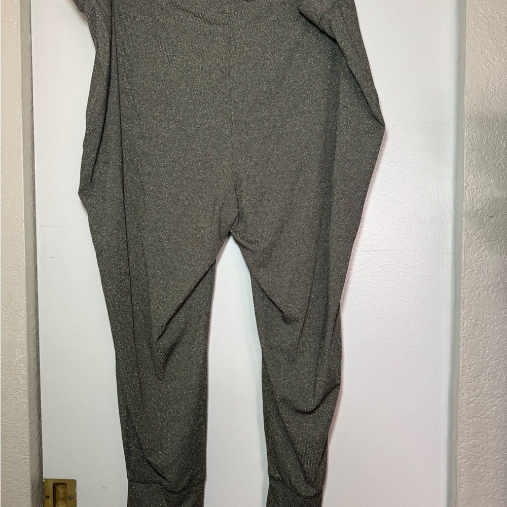 NWT Torrid Sleep Gold Sparkle Legging Black Lurex Ribbed Pants Size 5 26/28 5X - Picture 4 of 5